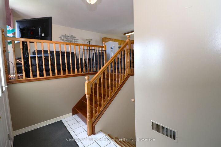 Property Photo:  22 Paiement Court  ON P2B 3E4 