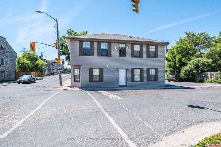 Property Photo: 120 Yonge Street ON K7M 1E0