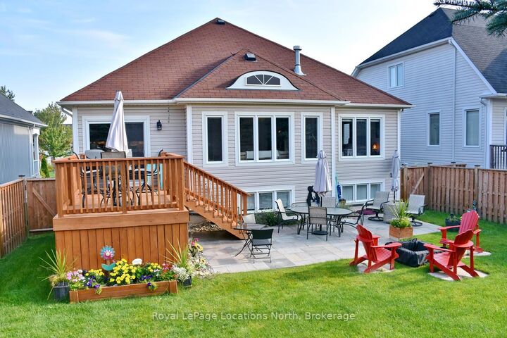 Property Photo: 26 Starboard Circle ON L9Z 0E9