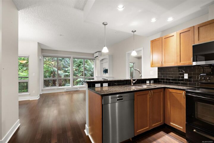 Property Photo:  631 Brookside Rd #205  ON L1L 1L1 