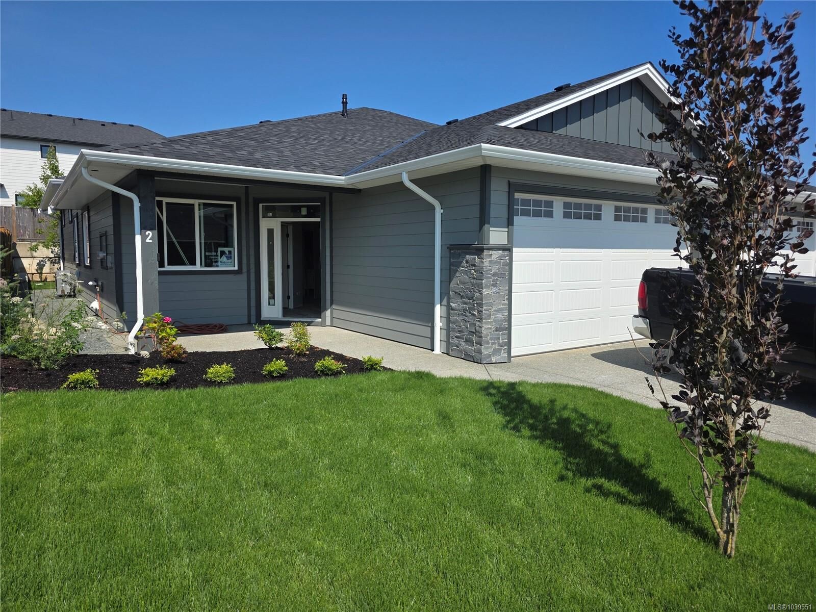 Property Photo:  343 Arizona Dr #2  BC V9H 0C6 