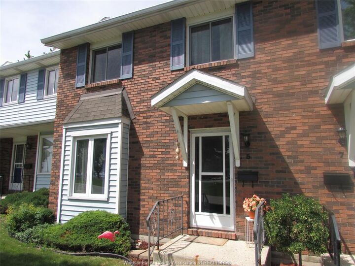 Property Photo: 7 Cherry Lane 5 ON N8H 5A4