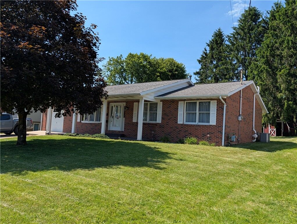 Property Photo:  712 Belmont Street  PA 15904 