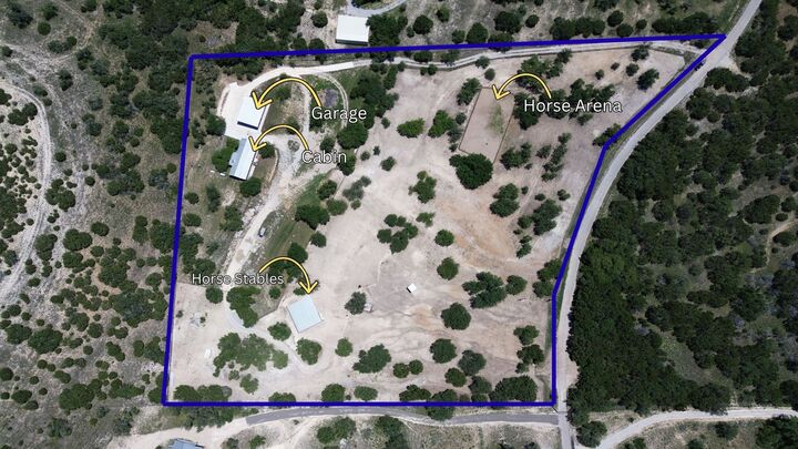 Property Photo: 496 Middleton Road TX 78669
