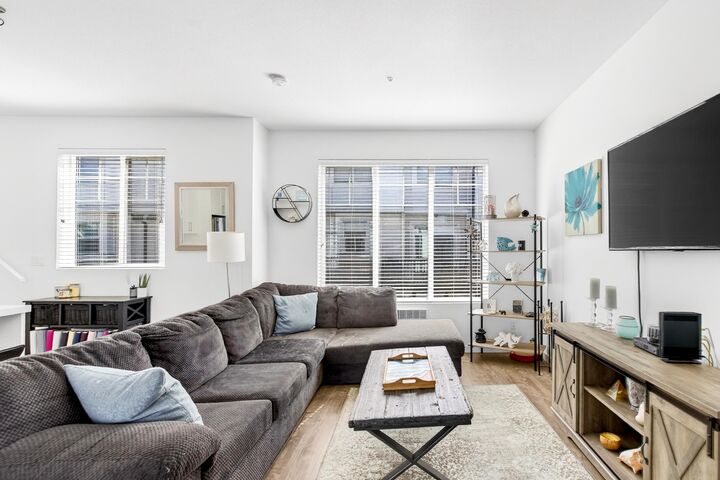 11272 240 Street 7 — photo 1