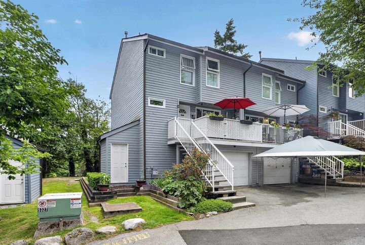 Property Photo: 589 Carlsen Place BC V3H 4A1