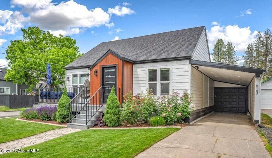 Property Photo:  623 W Empire Ave  ID 83814 