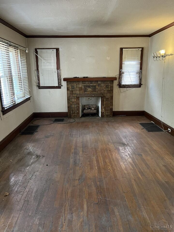 Property Photo: 4905 Corinth Avenue OH 45237