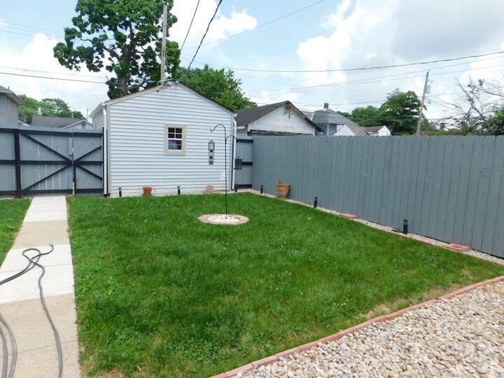Property Photo:  1238 Vanderveer Avenue  OH 45011 