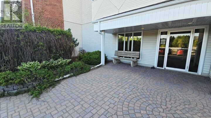 Property Photo:  210 725 James St S  ON P7E 6N3 