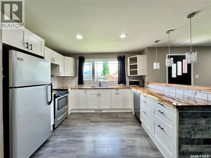 Property Photo: 302 Maple Bay SK S0A 2A0