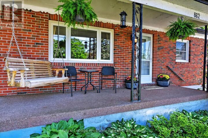 Property Photo: 862 South Street ON K0L 3A0