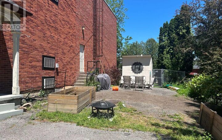 Property Photo:  114 Church Street  ON L1C 1T2 