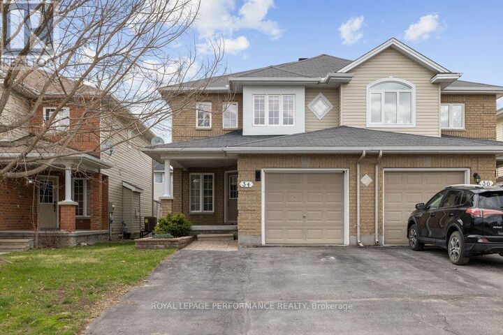 Property Photo: 34 Moe Robillard Street ON K7S 0C2
