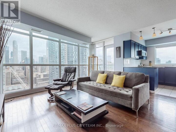 Property Photo:  18 Yonge Street 2904  ON M5E 1Z8 