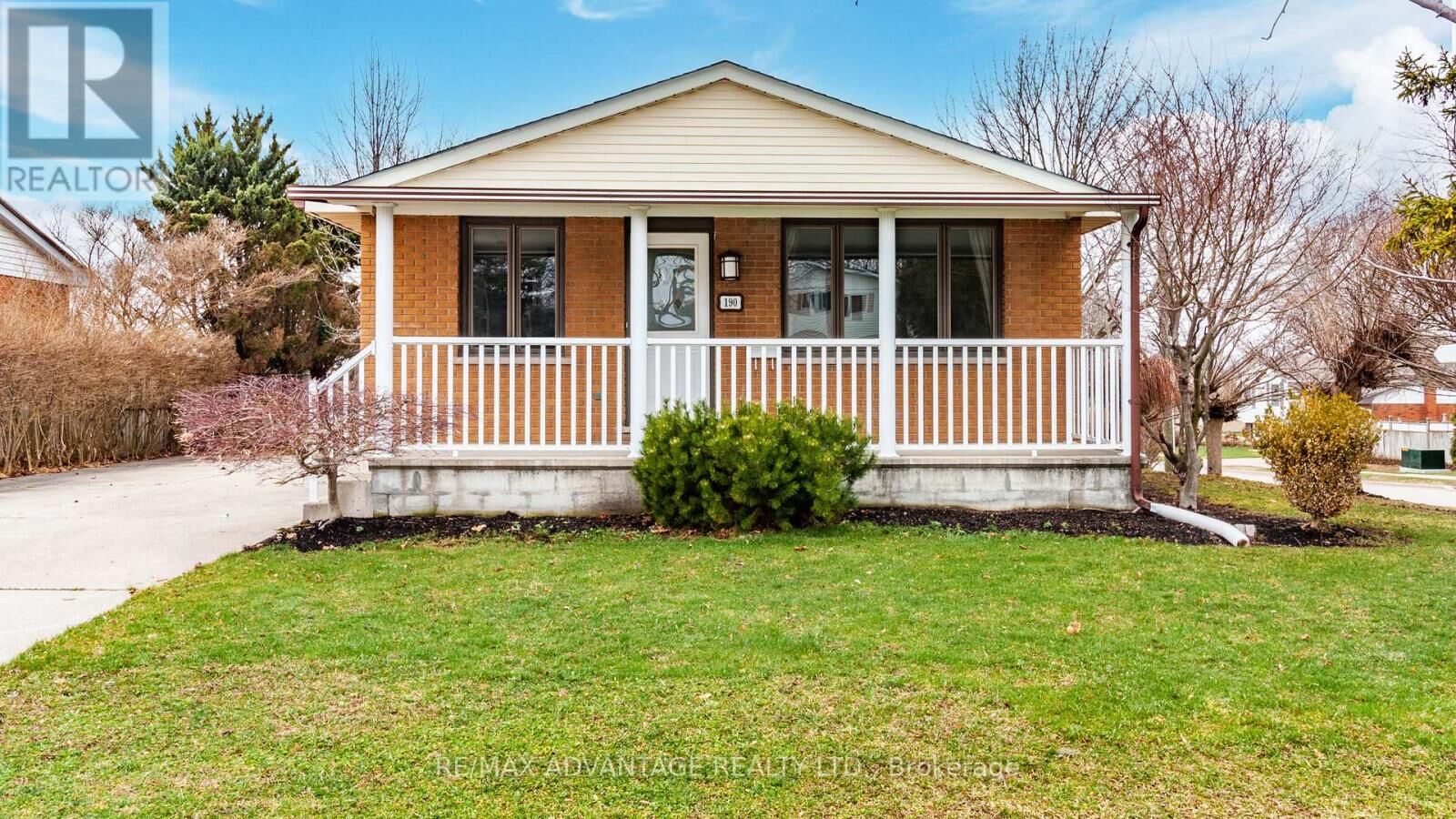 Property Photo: 190 Fairview Avenue ON N5R 5K4