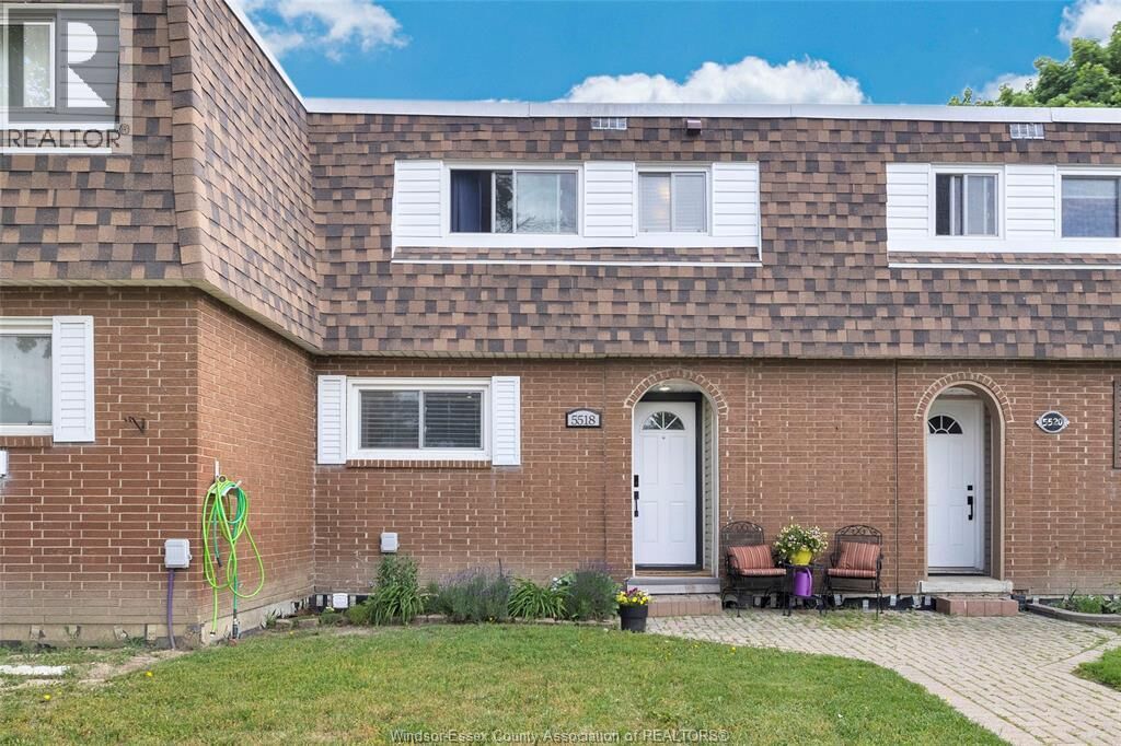Property Photo:  5518 Empress  ON N8T 1B4 