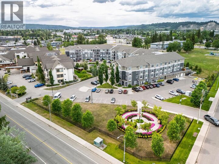 Property Photo:  1444 20th Avenue 105  BC V2L 0C9 