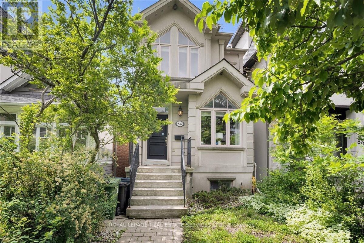 Property Photo:  85 Bedford Park Avenue  ON M5M 1J2 