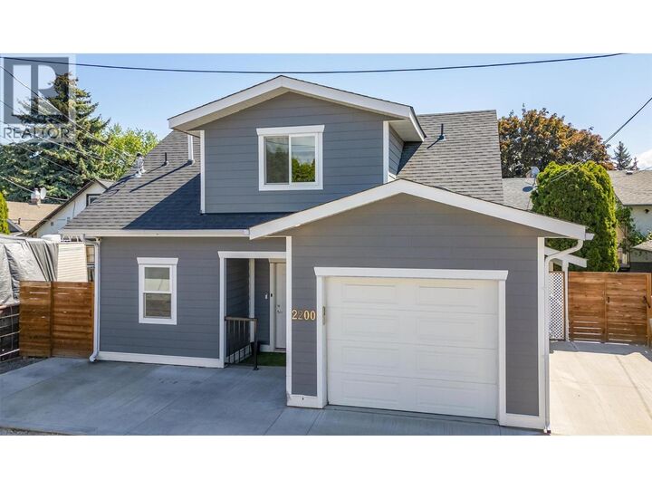 Property Photo: 2202 Aberdeen Street BC V1Y 2T4
