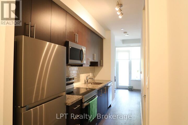 Property Photo:  556 Marlee Avenue 108  ON M6B 0B1 