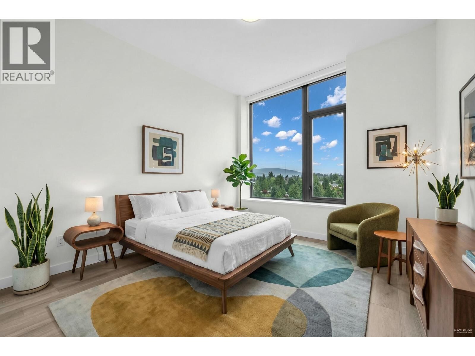 Property Photo:  626 Claremont Street 1608  BC V3J 0T1 