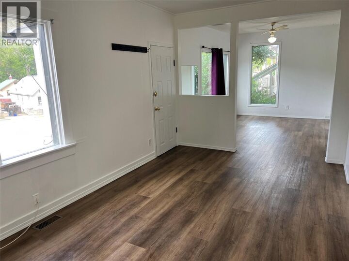 Property Photo: 264 Old Rossland Avenue BC V1R 3M7