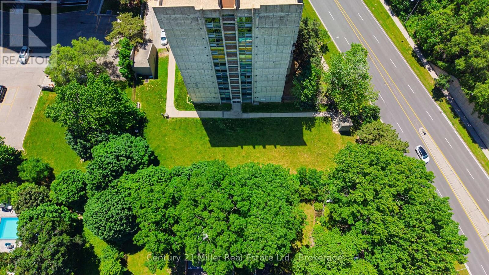 Property Photo: 20 Speers Road 304 ON L6K 3R5