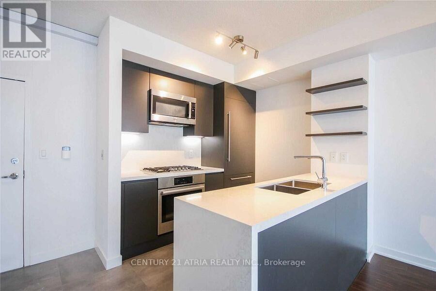 Property Photo:  9 Spadina Avenue 618  ON M5V 3V5 