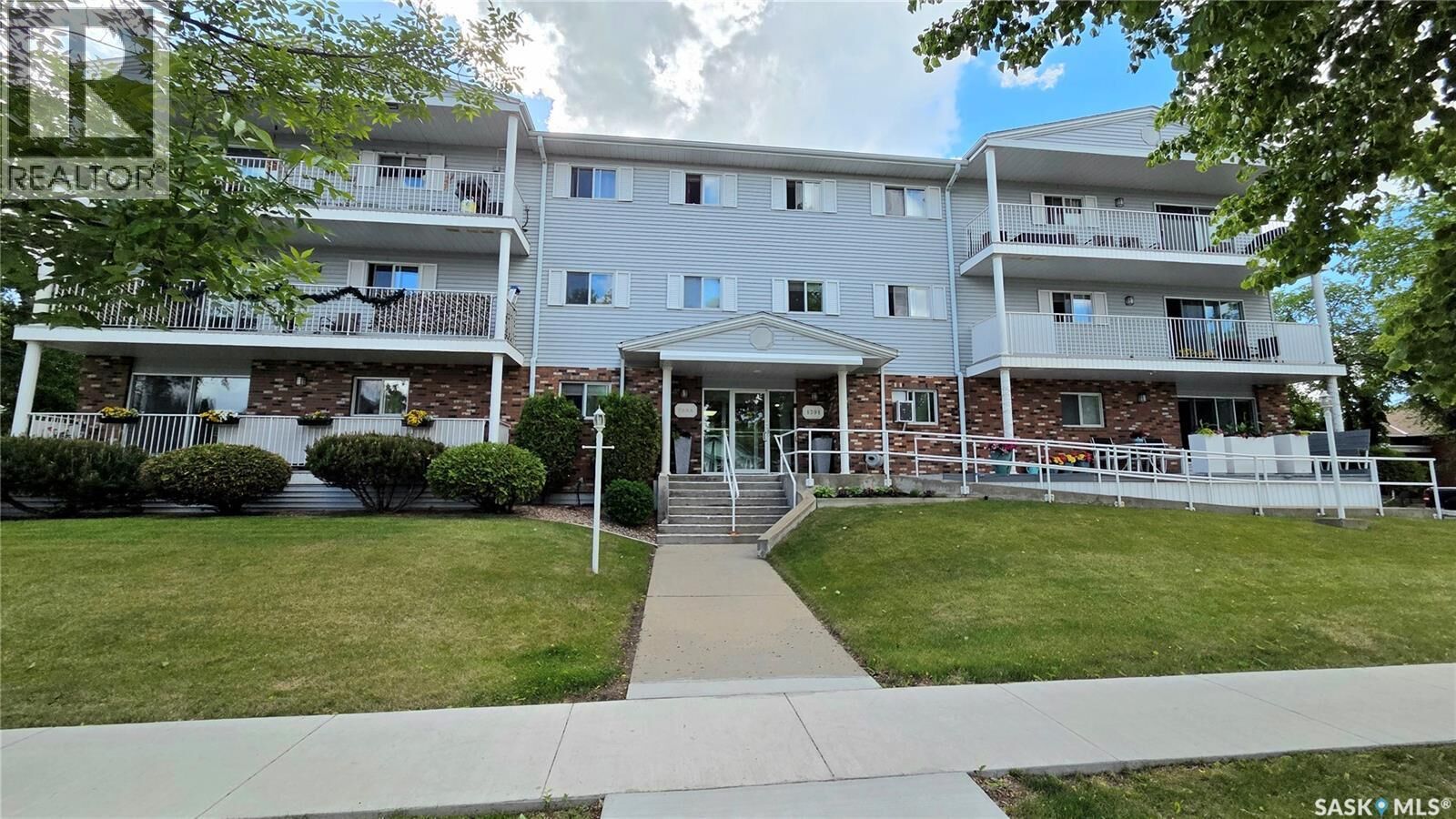Property Photo:  12 1391 98th Street  SK S9A 0M1 