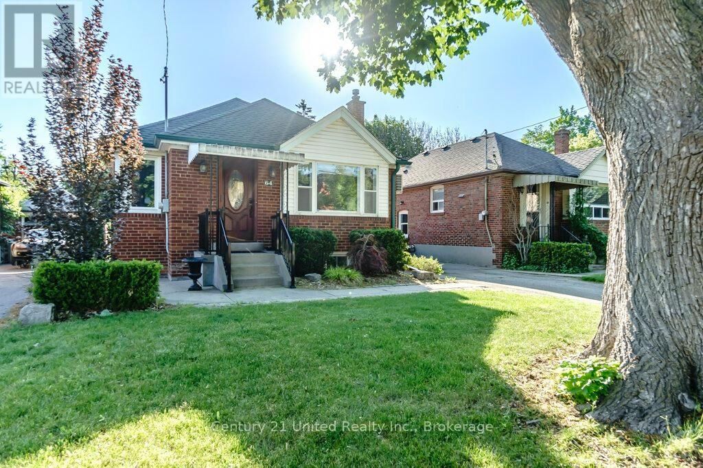 Property Photo:  64 Renown Road  ON M9A 2E5 
