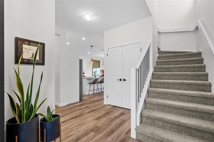 Property Photo: 57 McCrindle Bay MB R3R 3Z7