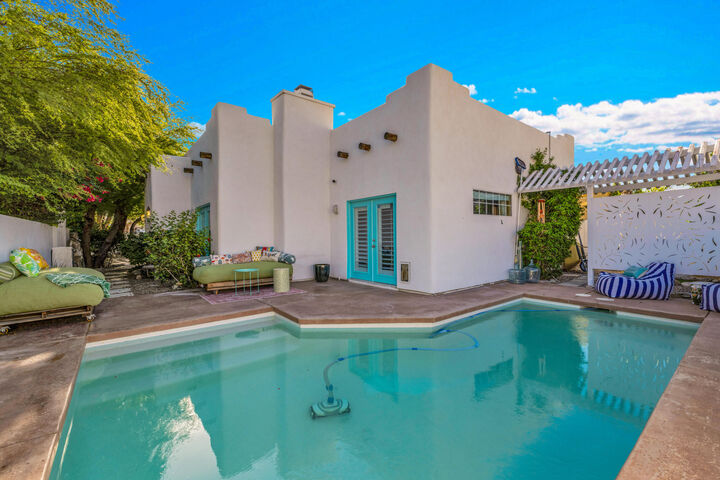 Property Photo:  53980 Avenida Mendoza  CA 92253 