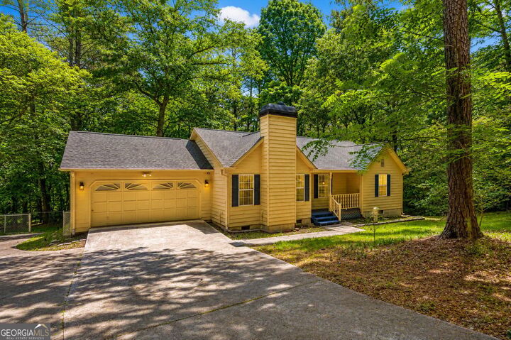 Property Photo:  4827 Oakwood Court  GA 30052 