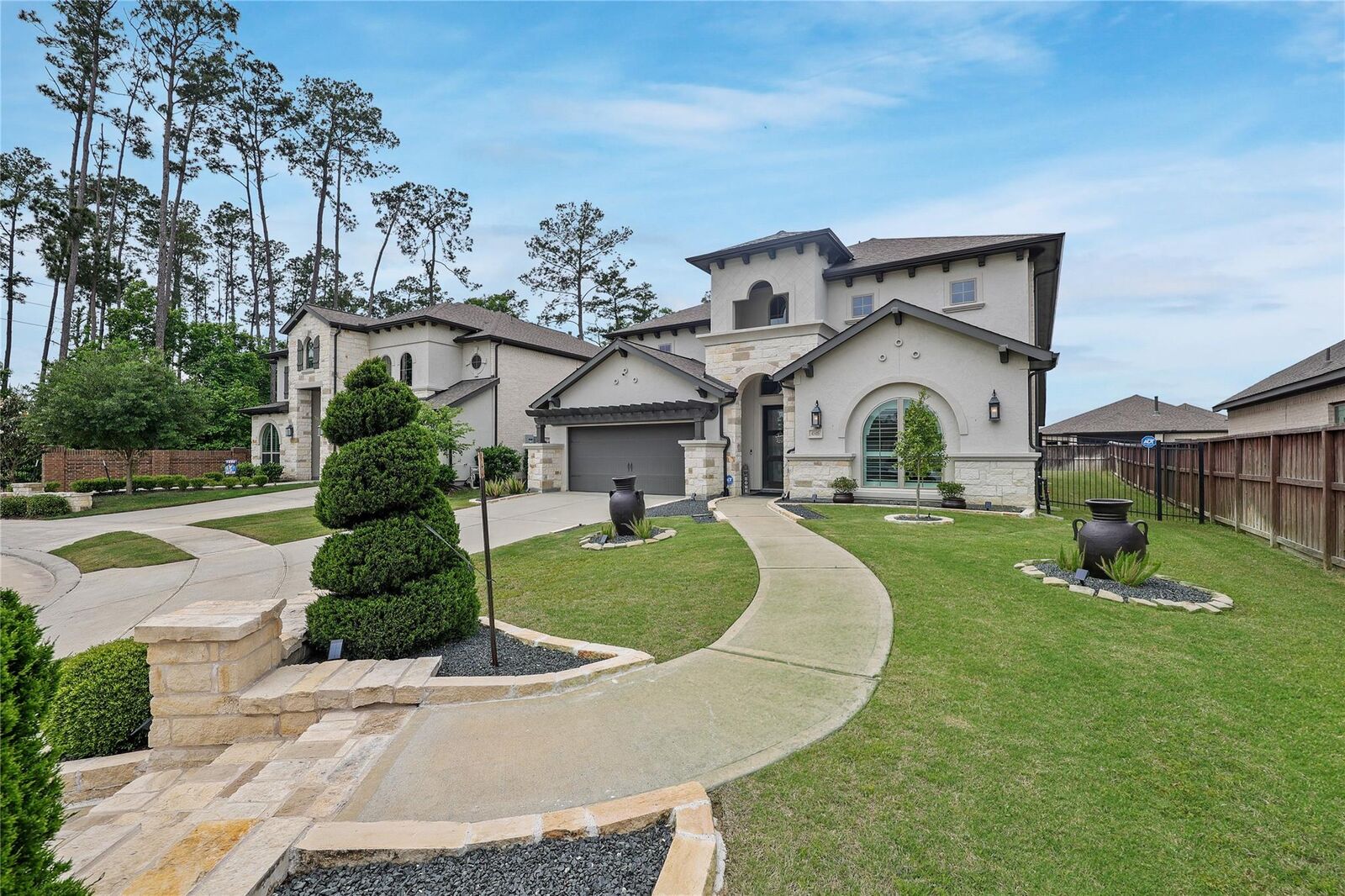 Property Photo:  4505 Woodland Bend Court  TX 77386 