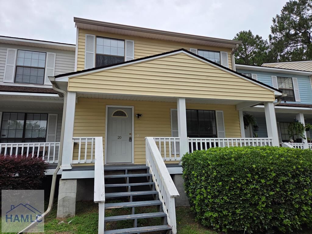Property Photo:  912 Pineland Avenue  GA 31313 