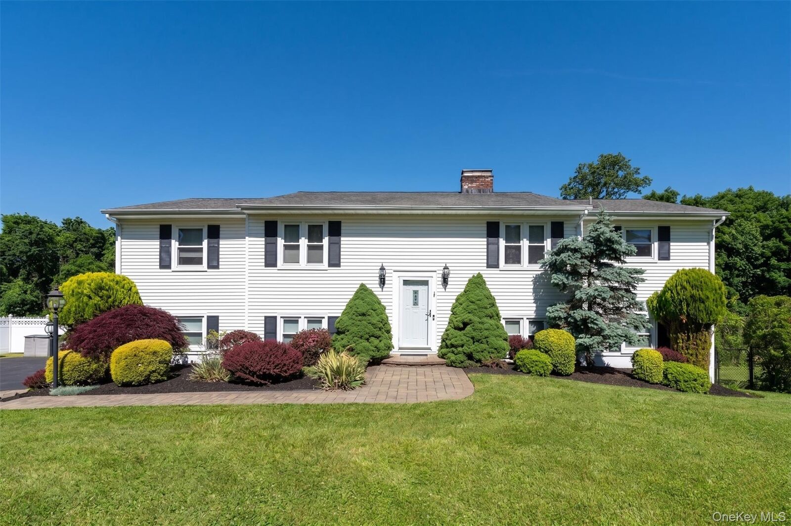 Property Photo: 6 Maria Lane NY 10562