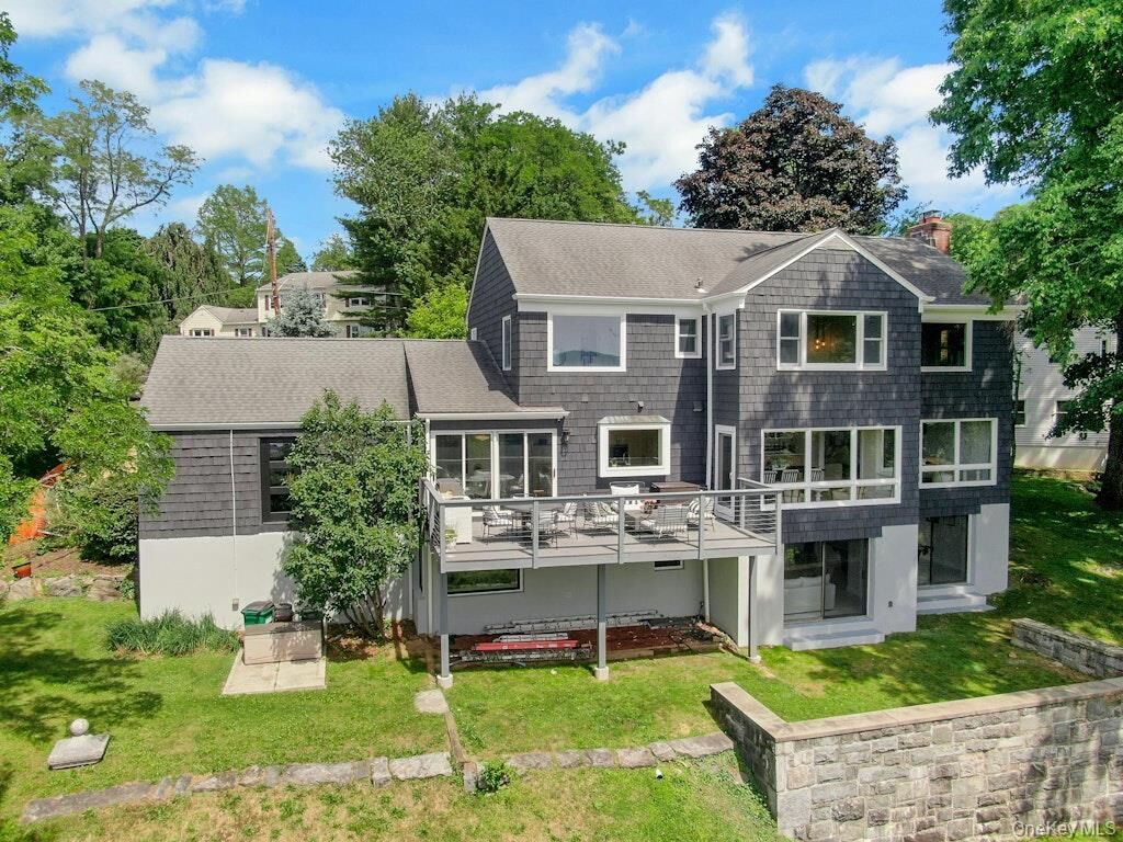 Property Photo:  35 Walden Road  NY 10591 