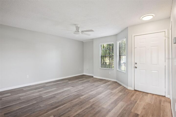 Property Photo:  2889 Wareham Court  FL 32707 