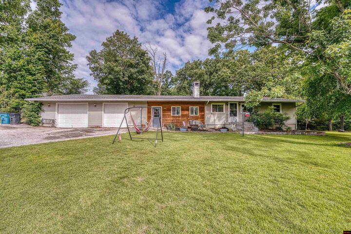 Property Photo:  210 Northwest Street  AR 72619 