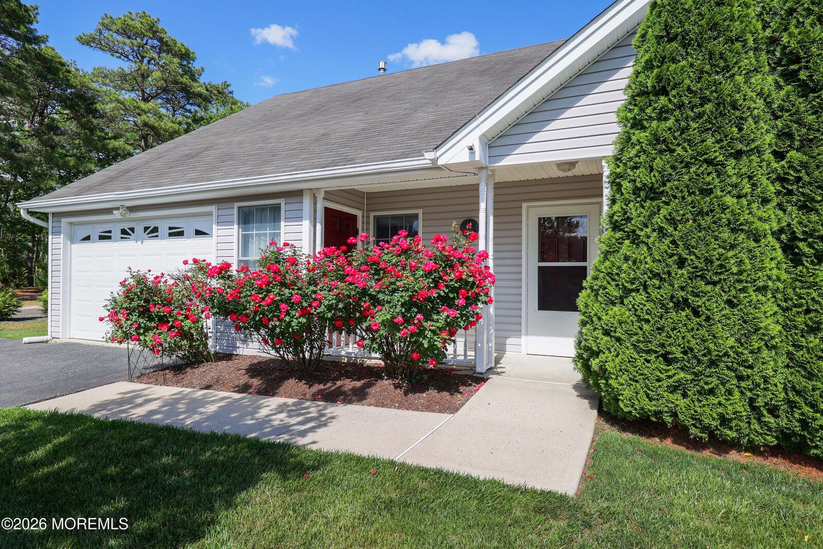 Property Photo:  318 Taylor Street  NJ 08087 