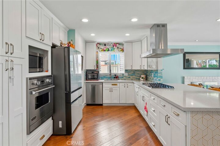 Property Photo:  5471 Meadowlark Drive  CA 92649 