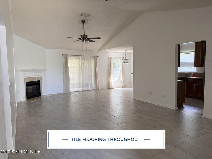 Property Photo:  6423 Crimson Leaf Lane  FL 32244 