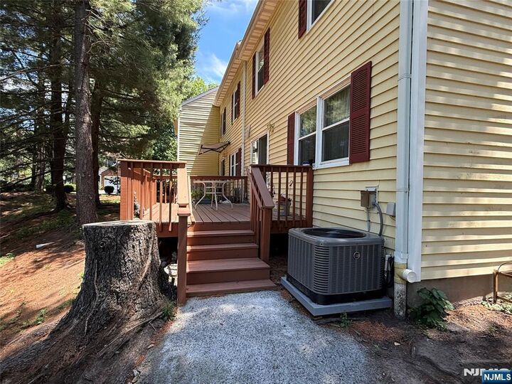 Property Photo:  6 Chris Court 6  NJ 07410 