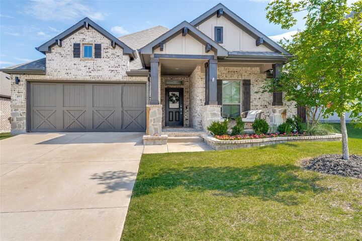 Property Photo:  483 Crystal Clear Lane  TX 75407 
