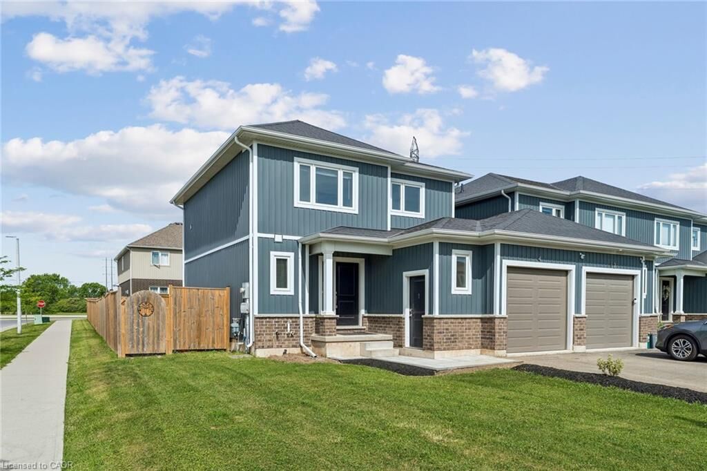 Property Photo:  4 Viger Drive  ON L3B 0E3 