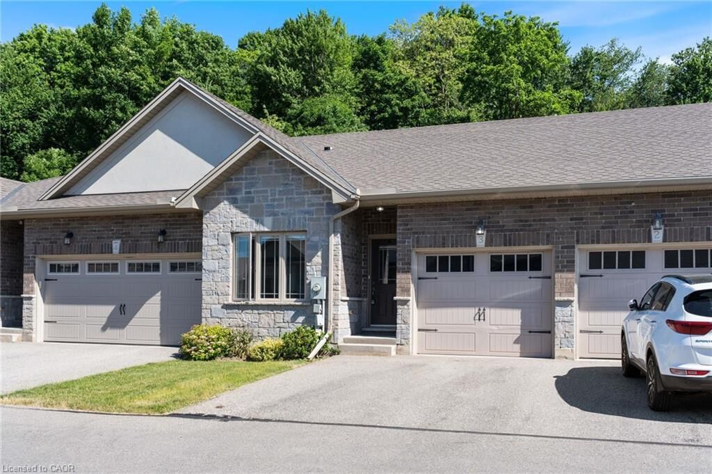Property Photo: 194 Donly Drive 3 ON N3Y 0C6