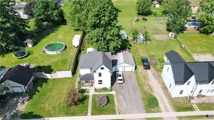 Property Photo:  37 Baird Street S  ON N0J 1B0 