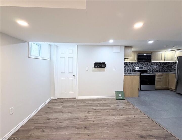 Property Photo: 315 East 22nd Street Basement ON L8V 2V9
