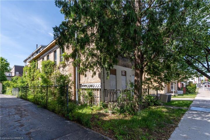 Property Photo: 209 Dalhousie Street ON N3S 3T8